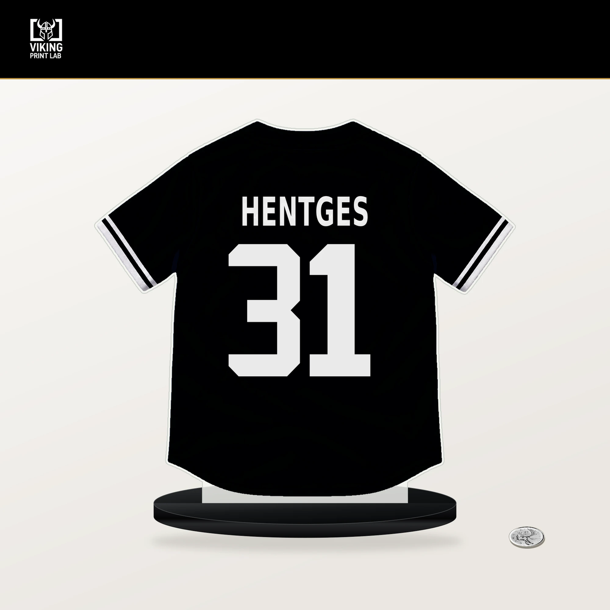 Sam Hentges number 31 San Francisco Giants jersey stand with included black base.