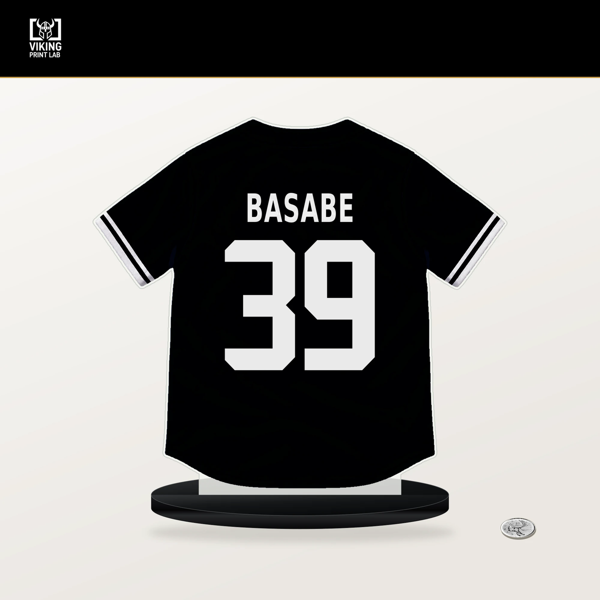 Osleivis Basabe number 39 San Francisco Giants jersey stand with included black base.
