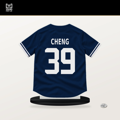 Tsung-Che Cheng number 39 Boston Red Sox jersey stand with included black base.