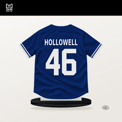 Gavin Hollowell number 46 Chicago Cubs jersey stand with included black base.