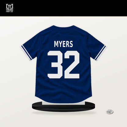 Tobias Myers number 32 New York Mets jersey stand with included black base.