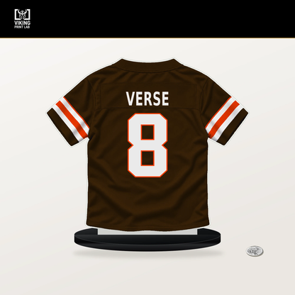 Jared Verse number 8 Cleveland Browns jersey stand with included black base.
