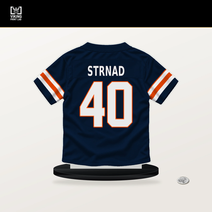 Justin Strnad number 40 Denver Broncos jersey stand with included black base.